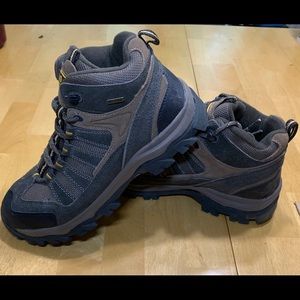 G.H Bass Earth Yosemite Outdoor Trail Hiking Boots